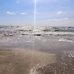 Holiday home Yellow House Mamaia Nord
