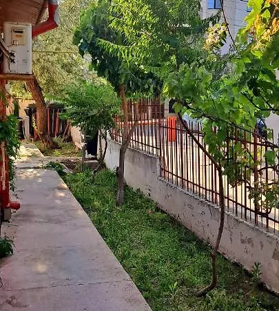 Holiday home Yellow House Mamaia Nord *